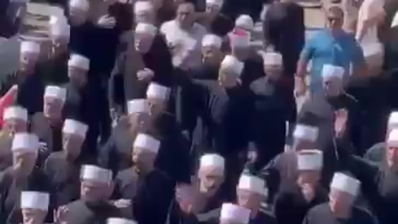 HISTORIC! For the first time since 1948, hundreds of Druze from Syria entered