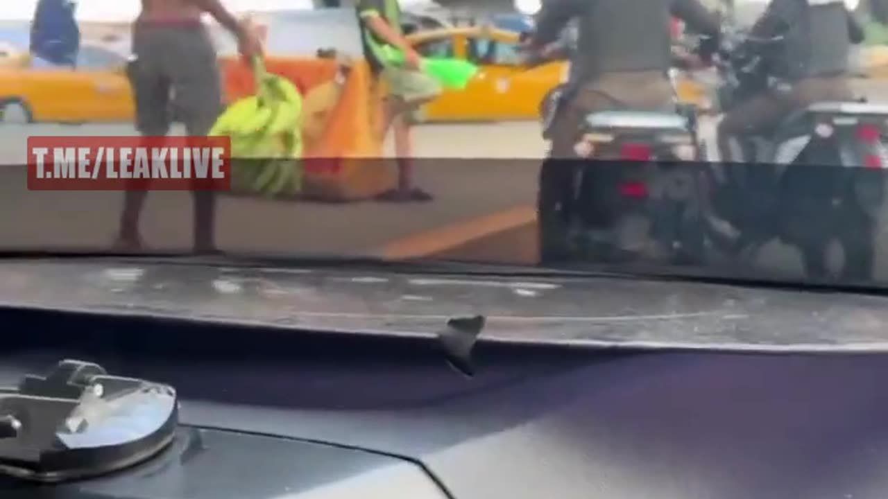 🚨🍌 BANANA THIEF ARRESTED IN ECUADOR