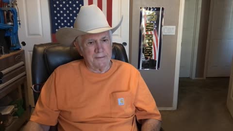 Casper A Georgia Sheepdog Kills 8 Coyotes, After Pack Attacks His Sheep!