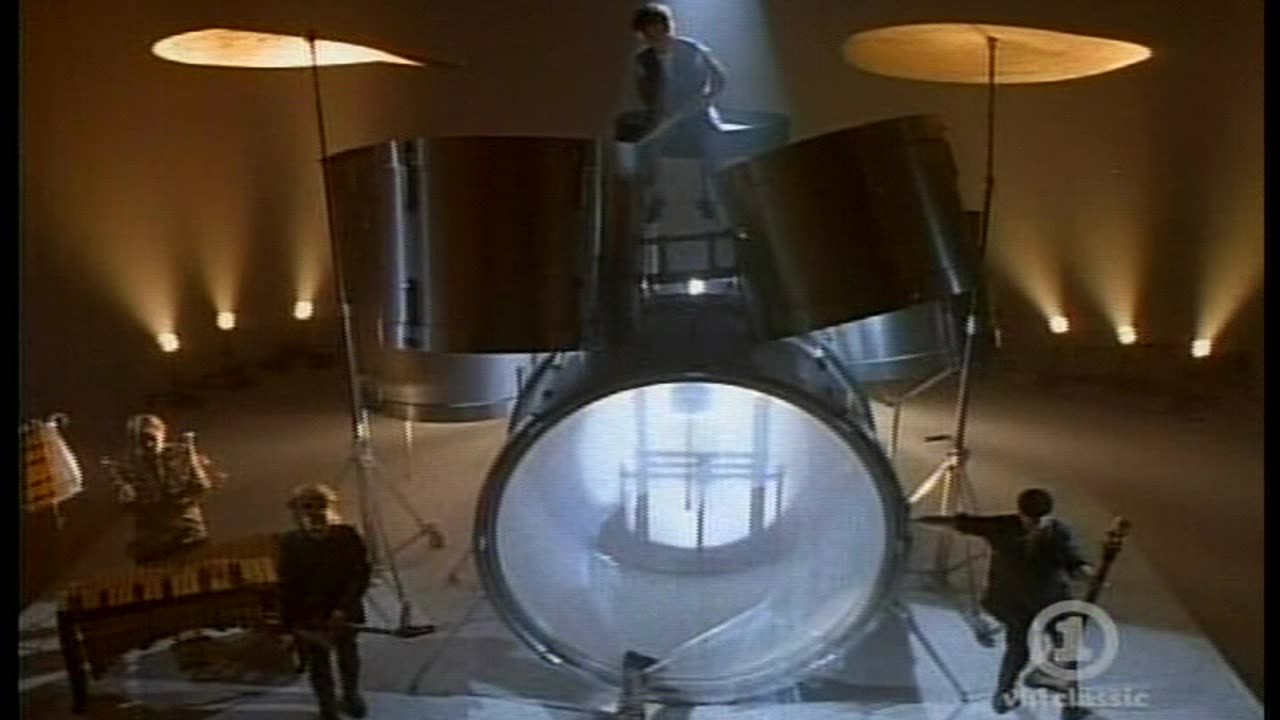 Daryl Hall & John Oates - Out Of Touch = 1984