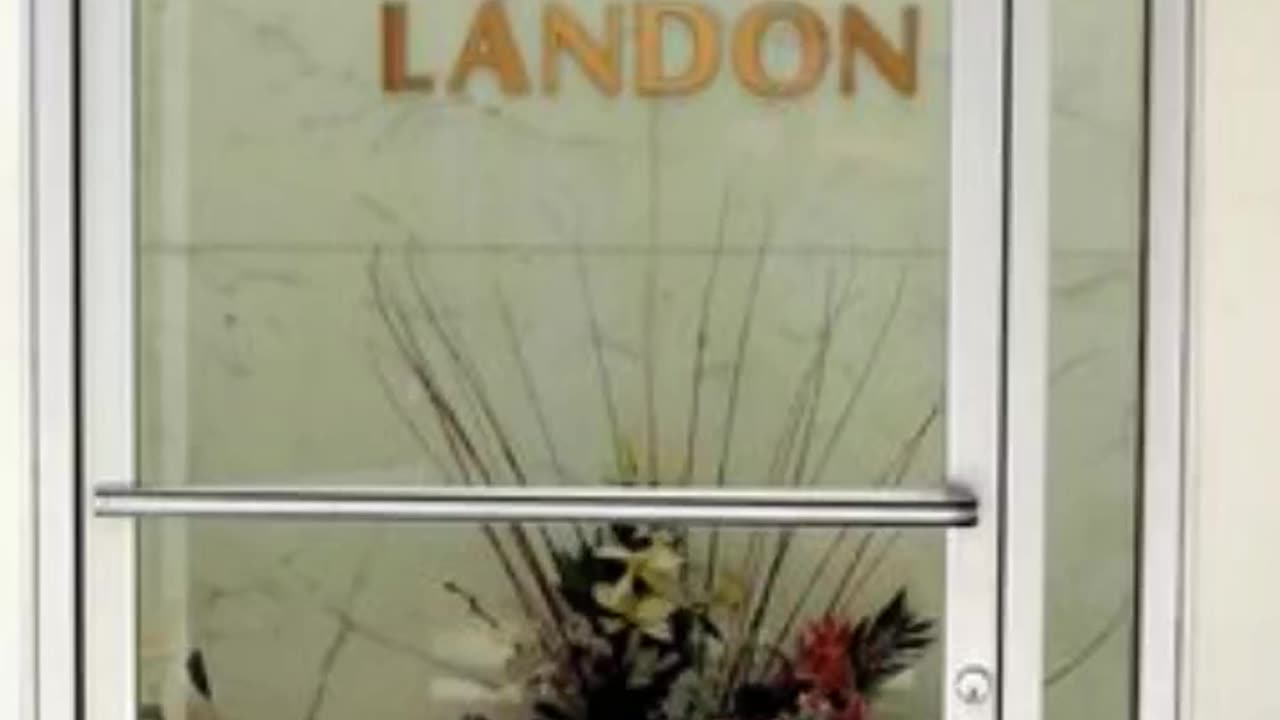 FAMOUS GRAVES - VOL. 350: MICHAEL LANDON