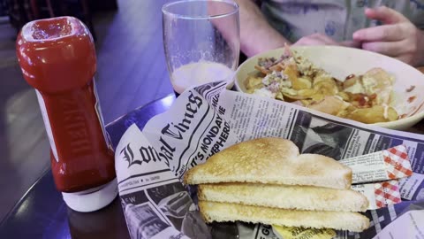 We Enjoy a Most Excellent Brunch at "Nine Fine Irishmen" in New York New York Hotel in Las Vegas
