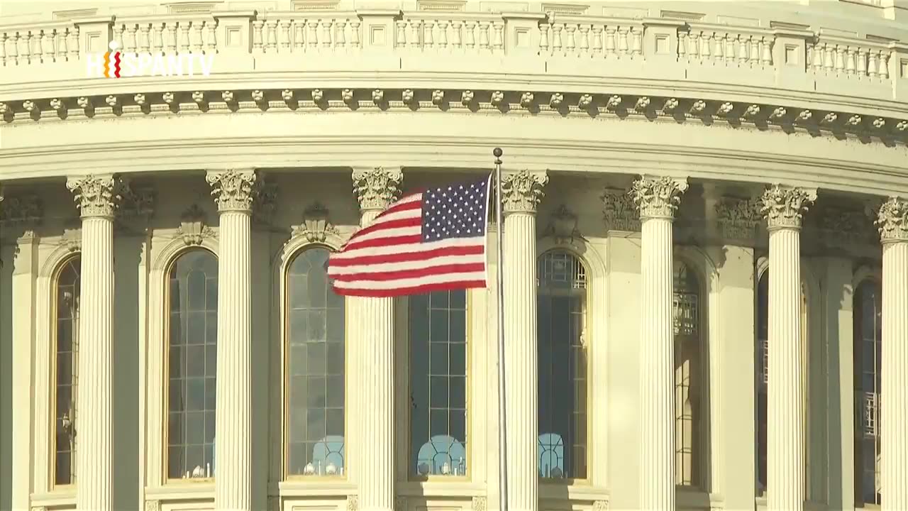 Cierre histórico del gobierno en EEUU cancela más de mil vuelos