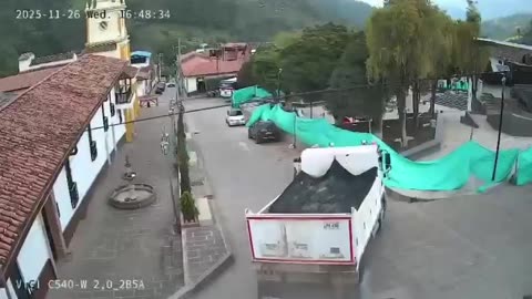 Volqueta causó accidente en parque de California, Santander