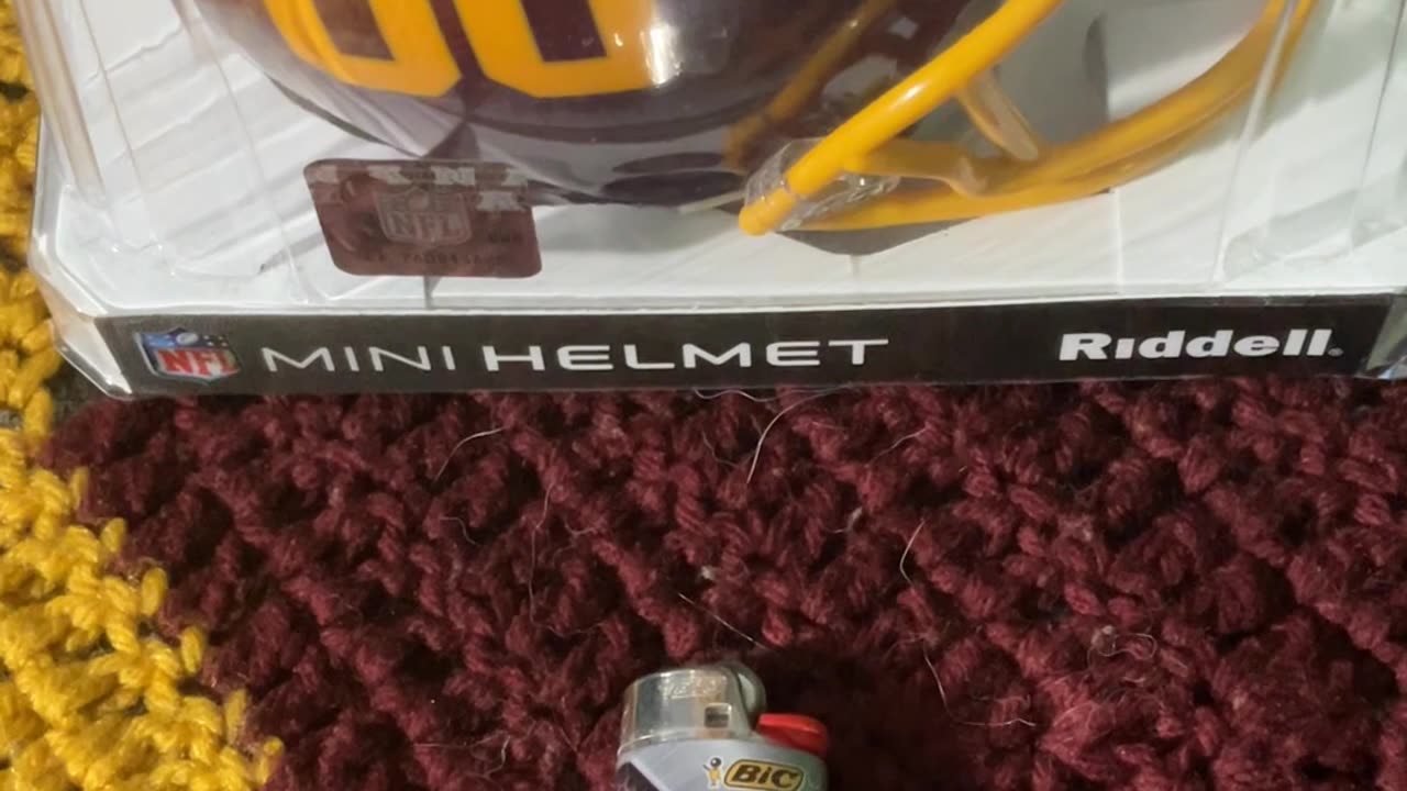 Washington Football Team Helmet & Lighter