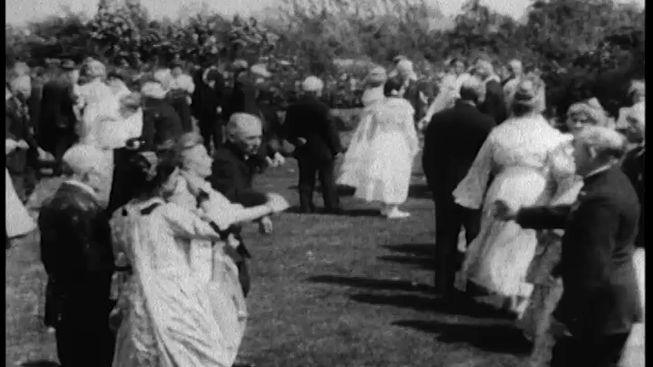 [STOCK NEWSREEL EXCERPTS] - [STOCK NEWSREEL EXCERPTS] - cbs-cbswwi-232