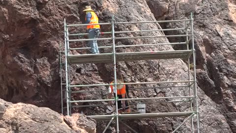 Graffiti removed from Tempe butte after weeks of delays