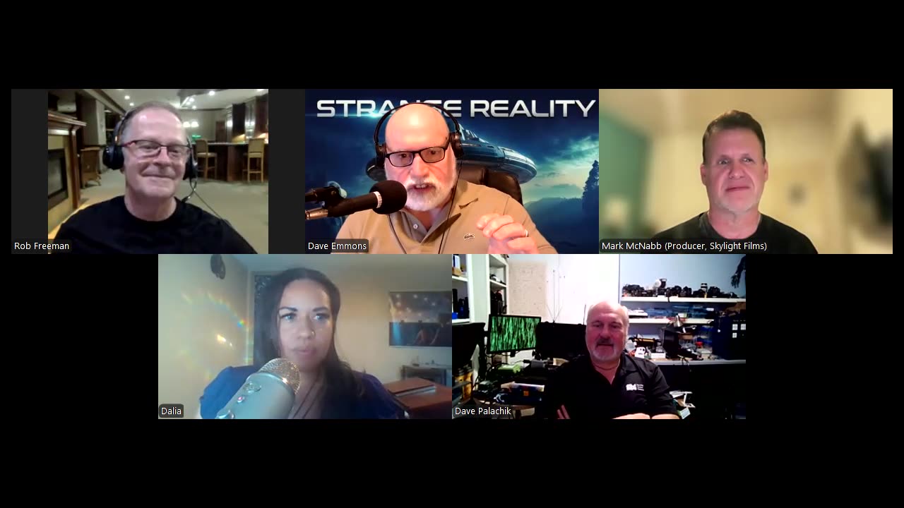 Mark McNabb, Robb Freeman, Dave Palachik, and Dalia Burgoin demonstrate Vision Without Eyes-ETs UFO