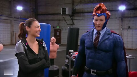 Wonder Woman (Gal Gadot) And Conan Workout
