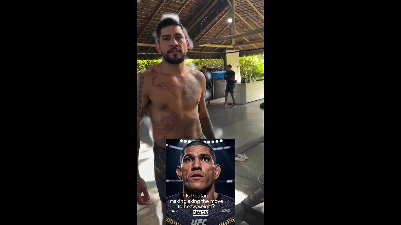 Alex Pereira is currently weighing in at 243 pounds 😳💪