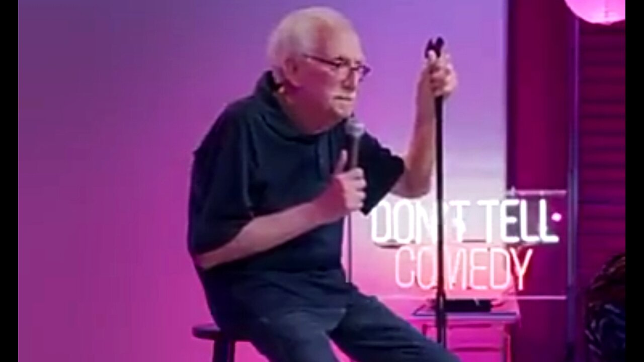 HILARIOUS OLD MAN - FUNNY COMEDIAN 😂