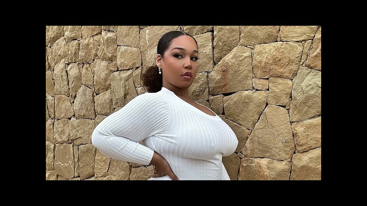 Glamorous Curvy Plus size Model - Janne Yea | Biography, Curve Model, Body Positivity | Influencer