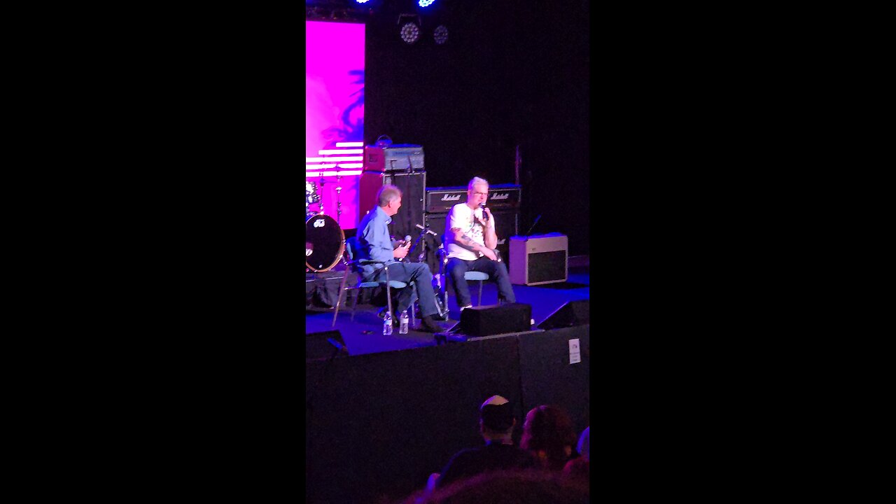 Andy Bell of Erasure speaking about meeting Vince Clarke and the song "Oh L'Amour."