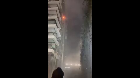 Iran Hits tel aviv with ballestic Missiles 