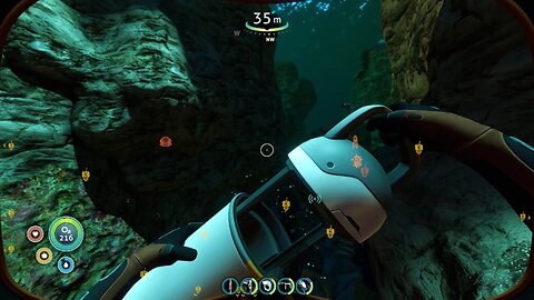 I found someones time capsule (Subnautica)