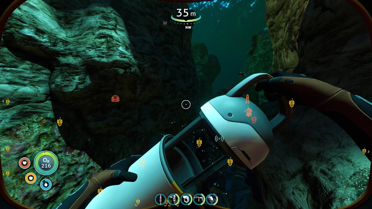 I found someones time capsule (Subnautica)
