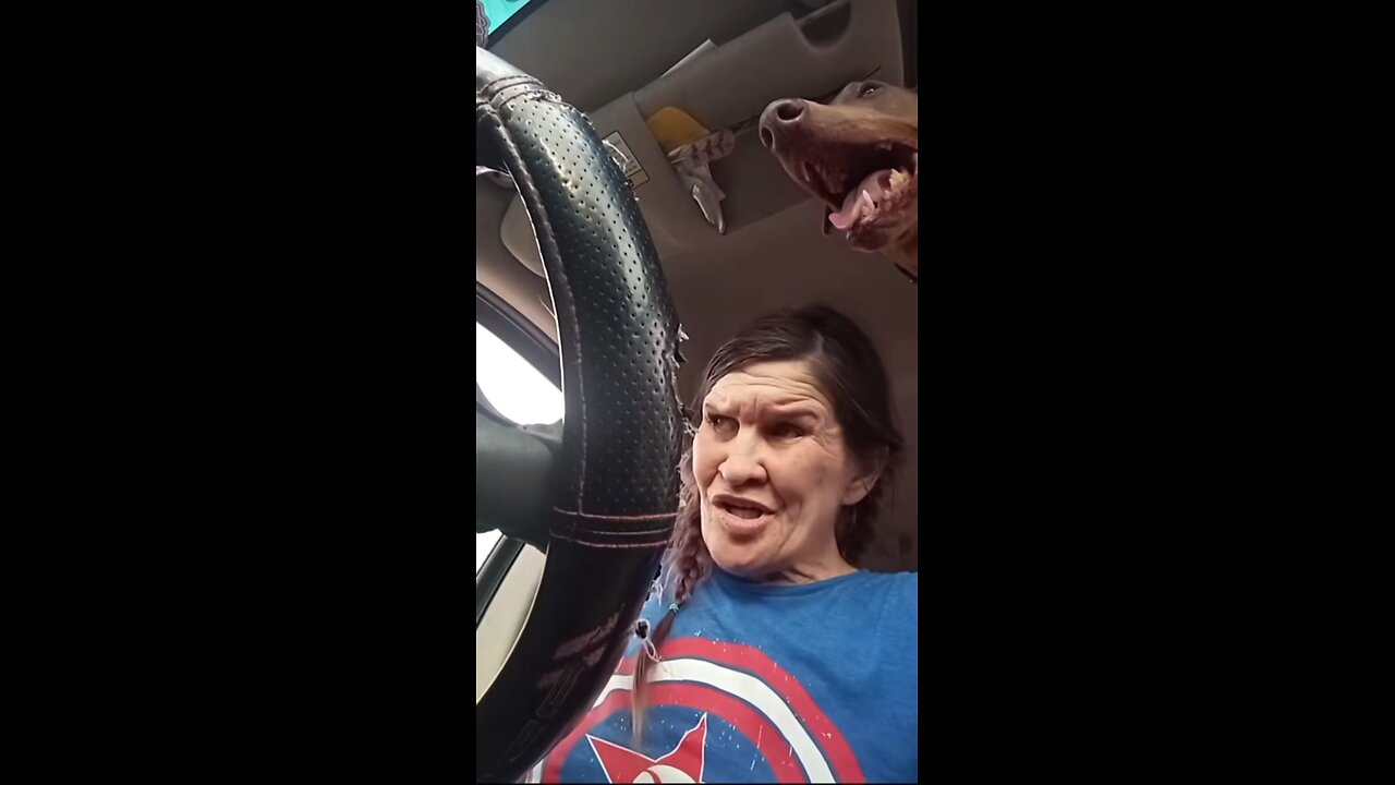 What the grinch doing? 😂