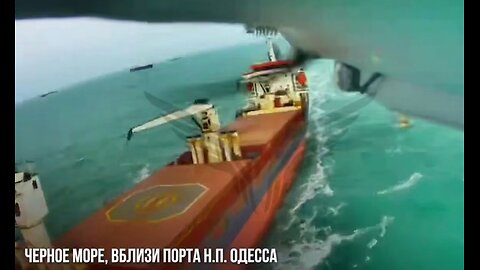 Tankowiec płonie w porcie w Odessie: Rosja niszczy ukraiński handel morski, ...