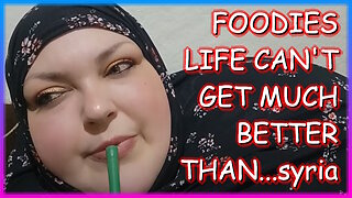 FOODIE BEAUTY LIVES WITHIN A PRISON OF HER OWN MAKING!!1