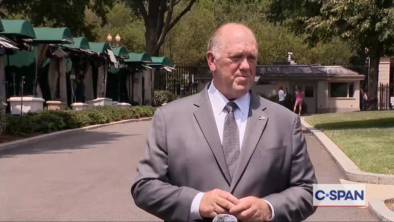Tom Homan Speaks to Reporters at White House