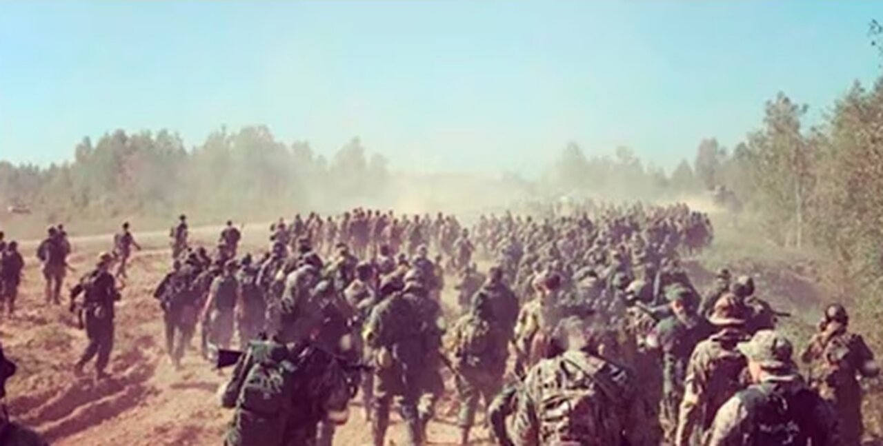 Russian soldiers in Donetsk, left without equipment, refuse to fight_ Theft and robbery are on rise