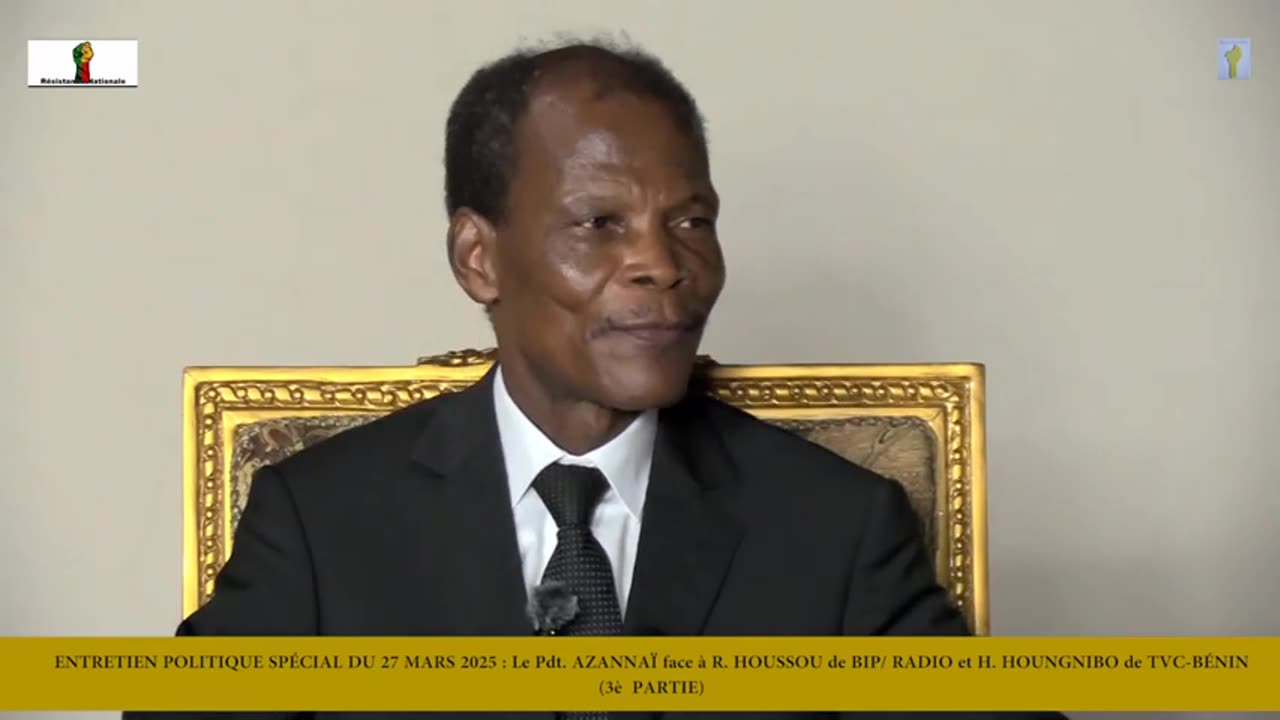 AZANAÏ SE MET A TABLE 3