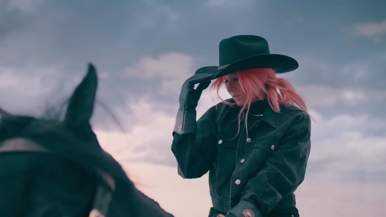 TOM MACDONALD X NOVA ROCKAFELLER - "WILD HORSES"