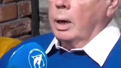 David Icke talking about the VAXXED💉 giving off a BLUE TOOTH CODE.