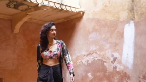 Premium Designer Wear by Paulmi & Harsh | Shop on Muzai