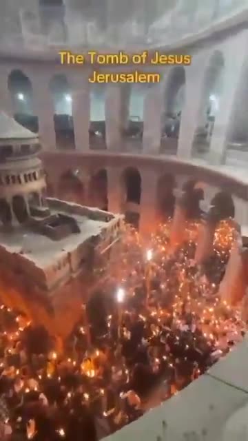 🇮🇱EASTER IN ISRAELThe Tomb of Jesus lit up