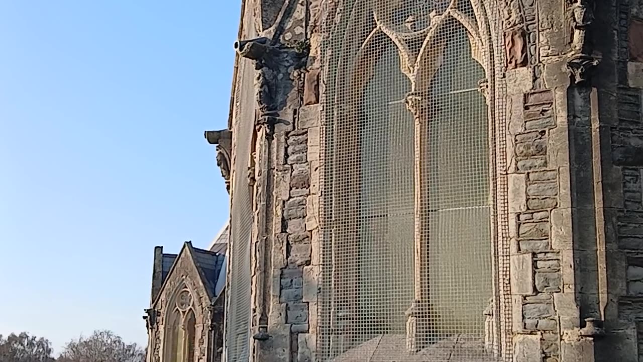 They say I have s3x in a mortuary chapel with a deeply religious DEAD chef so....