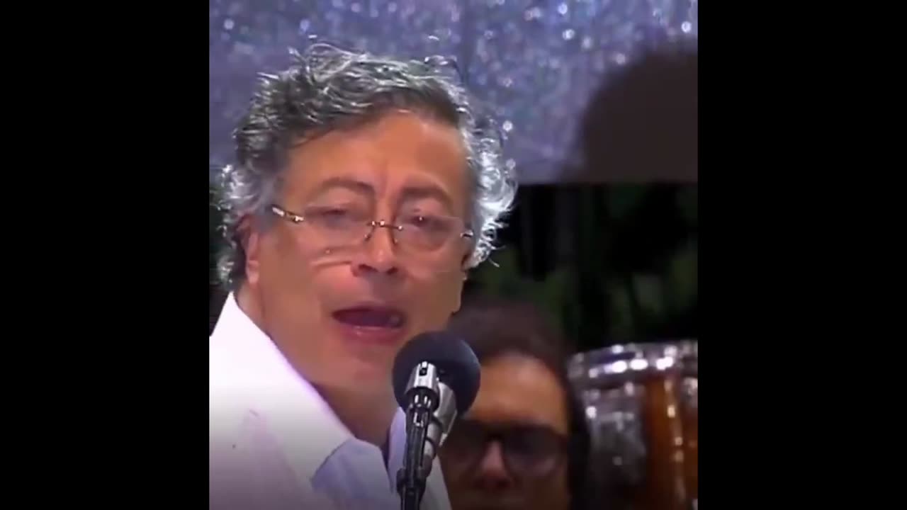 Flávio Bolsonaro acaba com Gonet