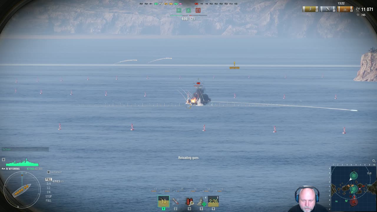 Blowing up boats with my buddy. World of Warships 1440p.