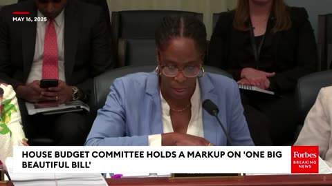 Plaskett: 'Republicans Are Stealing From The Poor And Giving To The Rich' In Reconciliation Bill