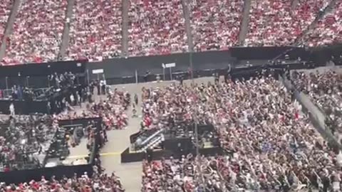 President Trump and the White House team have arrived in Glendale, Arizona…
