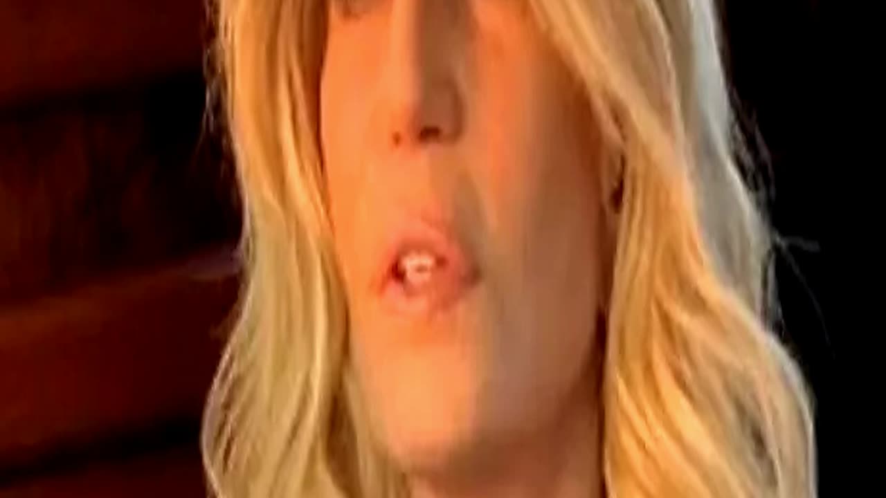 Donatella Versace Defies Her Years as She Sho