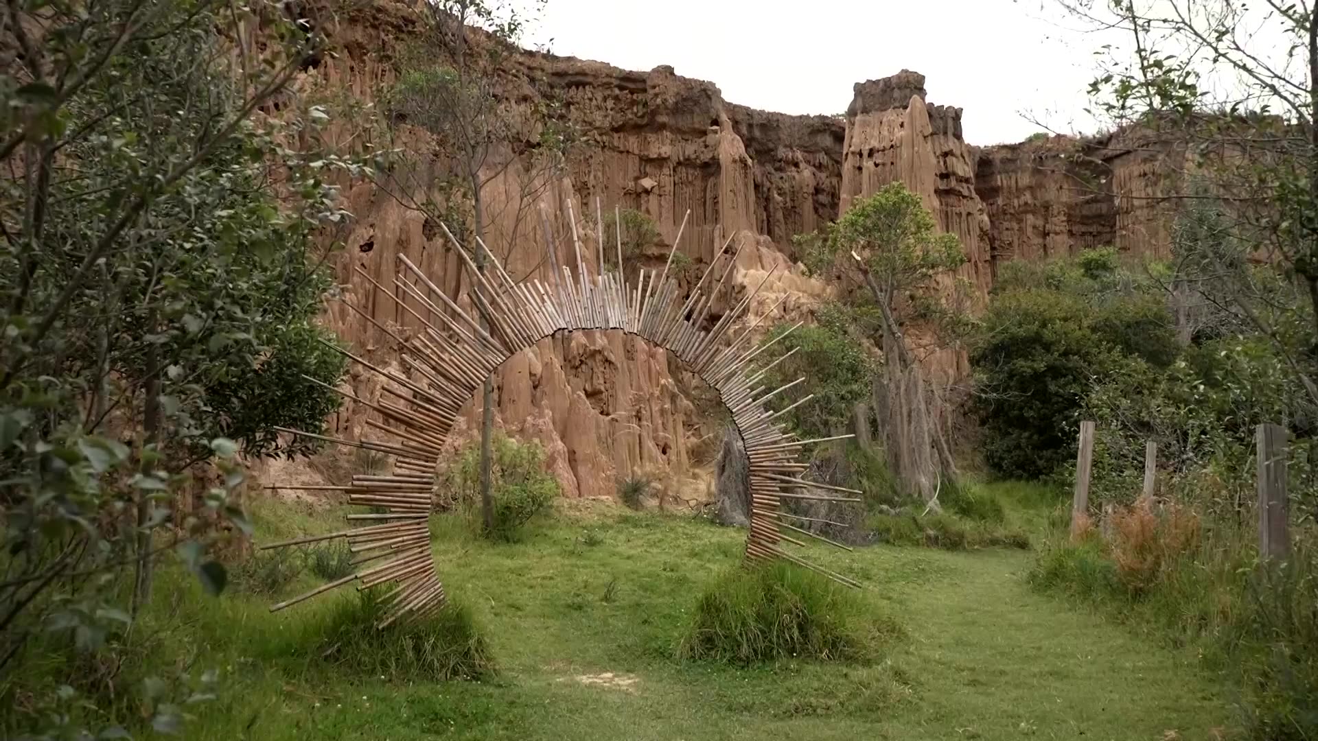 DNA sequencing of ancient remains reveals unknown human lineage