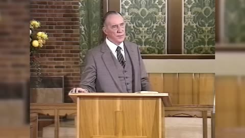 A Spiritual Force Captivates Multitudes Of People | Derek Prince