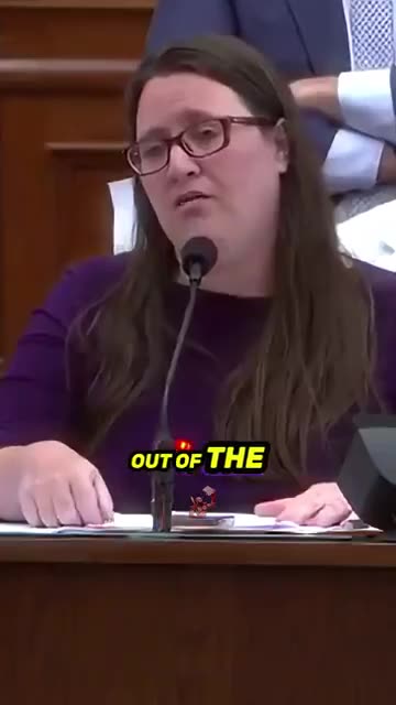 Joe Rogan Reacts to Woke Liberal Getting DESTROYED By a Single Line