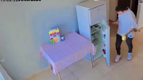 😨💥 Any Explanation? | TheHauntingHour