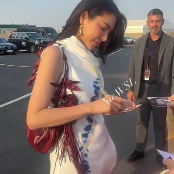 #BlankTheSeries #Faye #Yoko #FayeMalisorn #Entertainment #funny #comedy #viral #Shorts #Trend