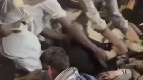Breaking Egyptian are Physically THROWING out the WESTREN Leftists