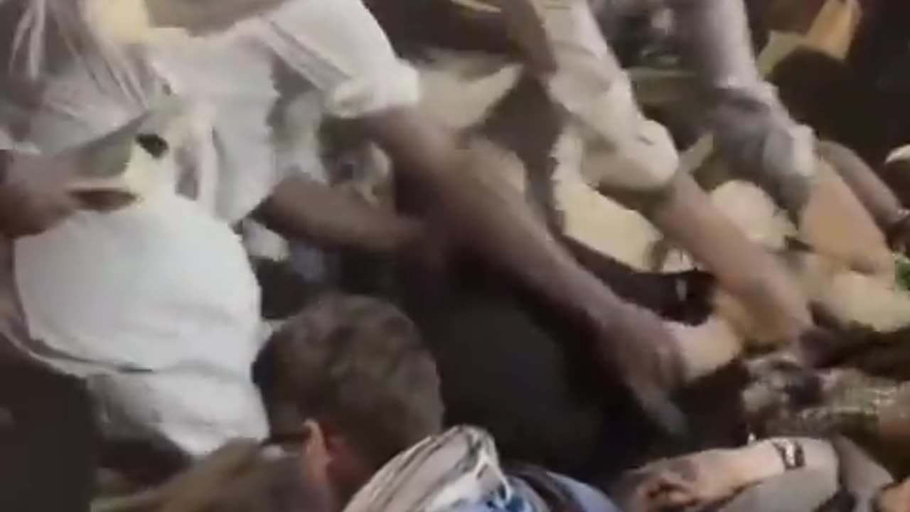 Breaking Egyptian are Physically THROWING out the WESTREN Leftists