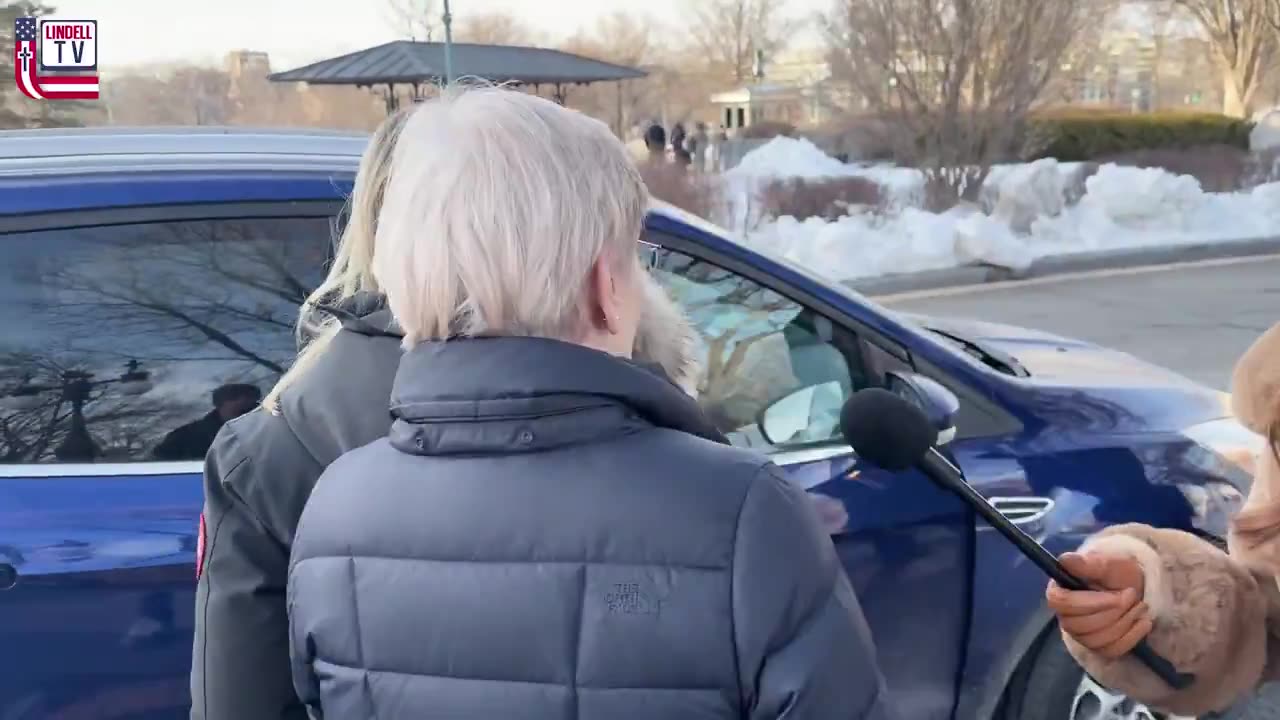 POCAHONTAS EXPOSES HERSELF AGAIN