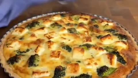 BAKING BROCCOLI AND CHEESE PIE RECIPE