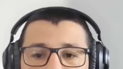 I Learned English Through The Internet, Conversations, And YouTube Channels | Alexsandro Goncalves