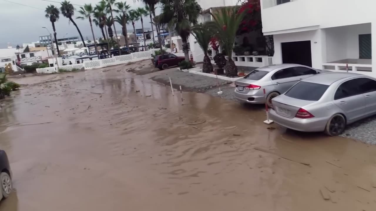 Most Unbelievable Mudslides Caught on Camera