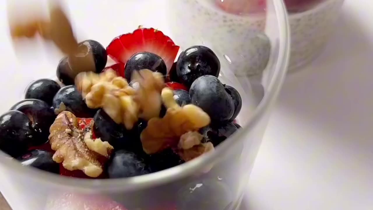 Chia Seed Pudding For An Easy Meal Prep Breakfast 🤩🤩