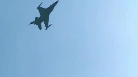 Ukrainian F16 Pilot is On Another Level