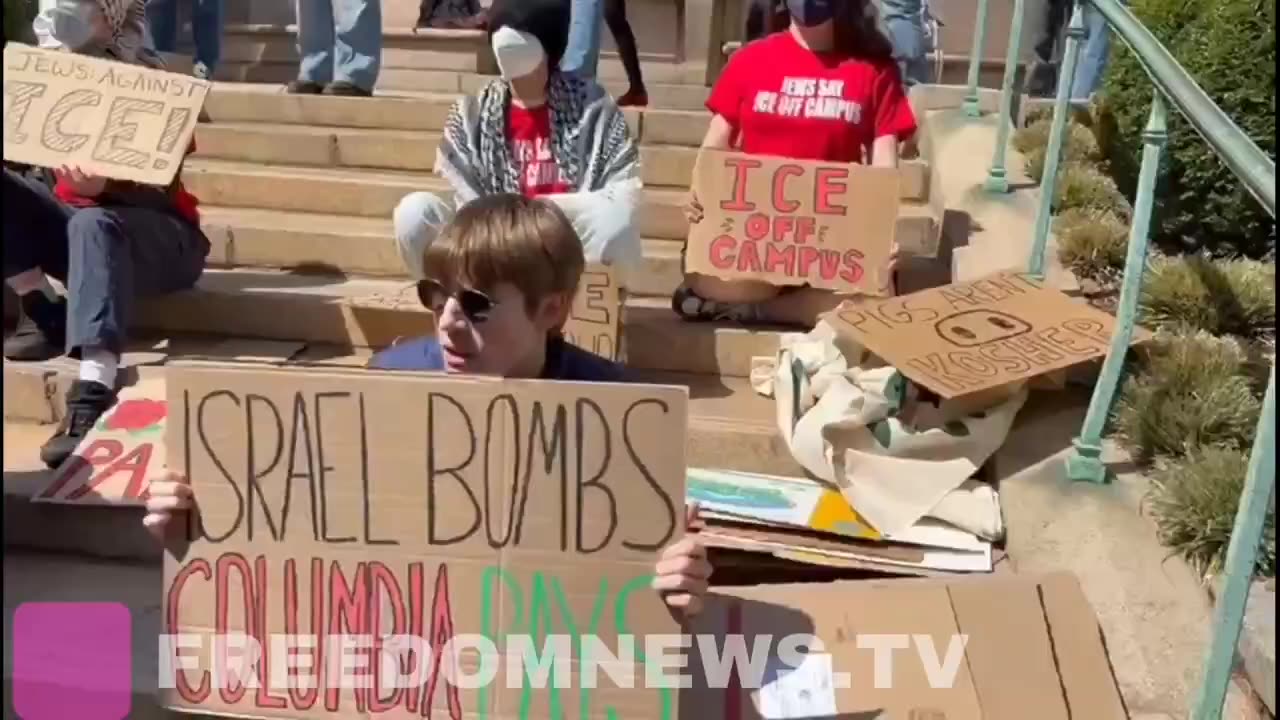 Leftist students at Columbia University - Attention Depravation?